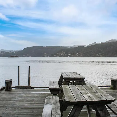 Awesome In W/ Wifi And 4 Bedrooms * Flekkefjord